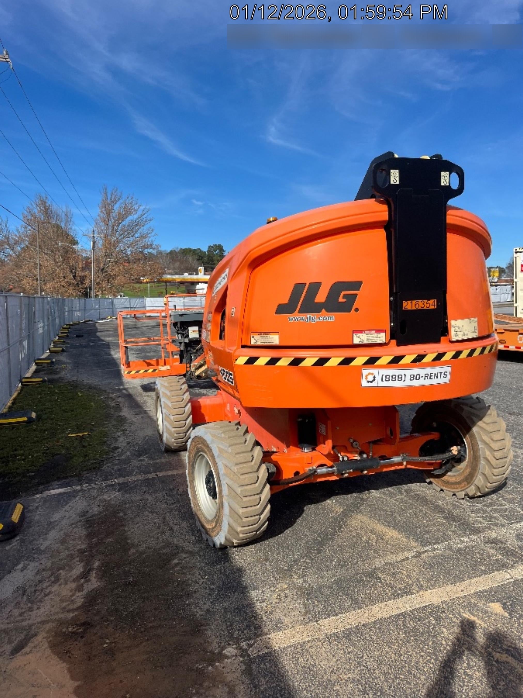 2022 JLG 400S