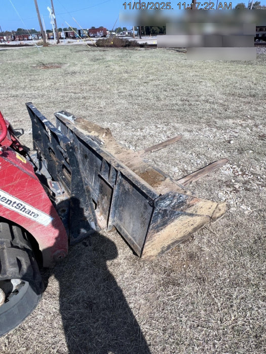 2022 ARROW MATERIAL HANDLING 72" Pallet Forks - Arrow