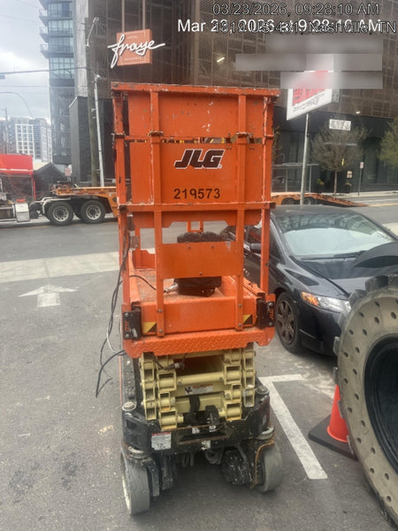 2022 JLG ES1932