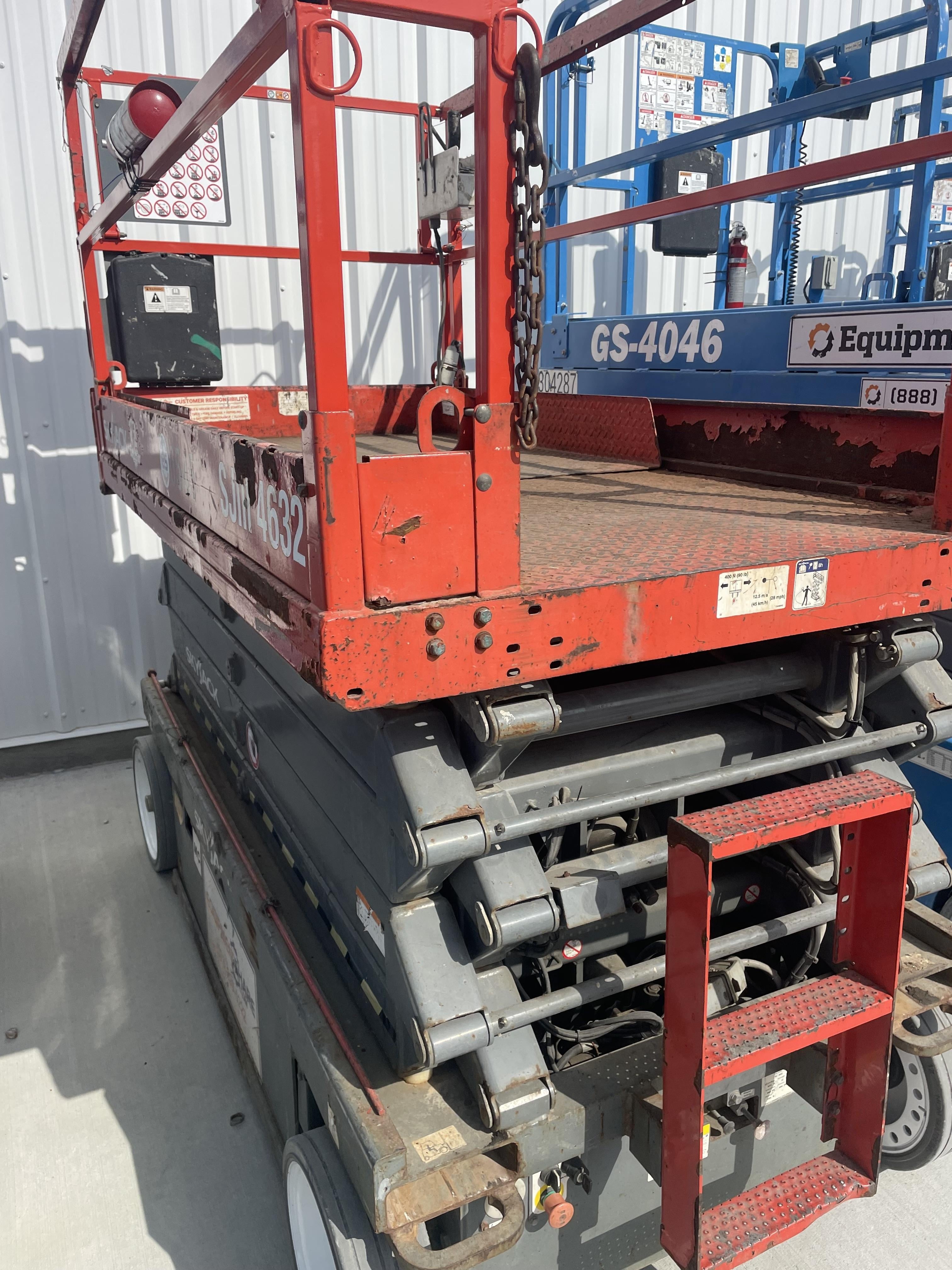 2015 Skyjack SJIII-4632 Skyjack SJIII-4632 32' Scissor Lift