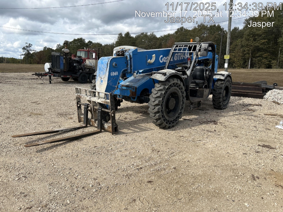 2017 Genie GTH-844 Genie GTH-844, Solid Tires, 60" carriage/forks, Open ROPS, Work Lights