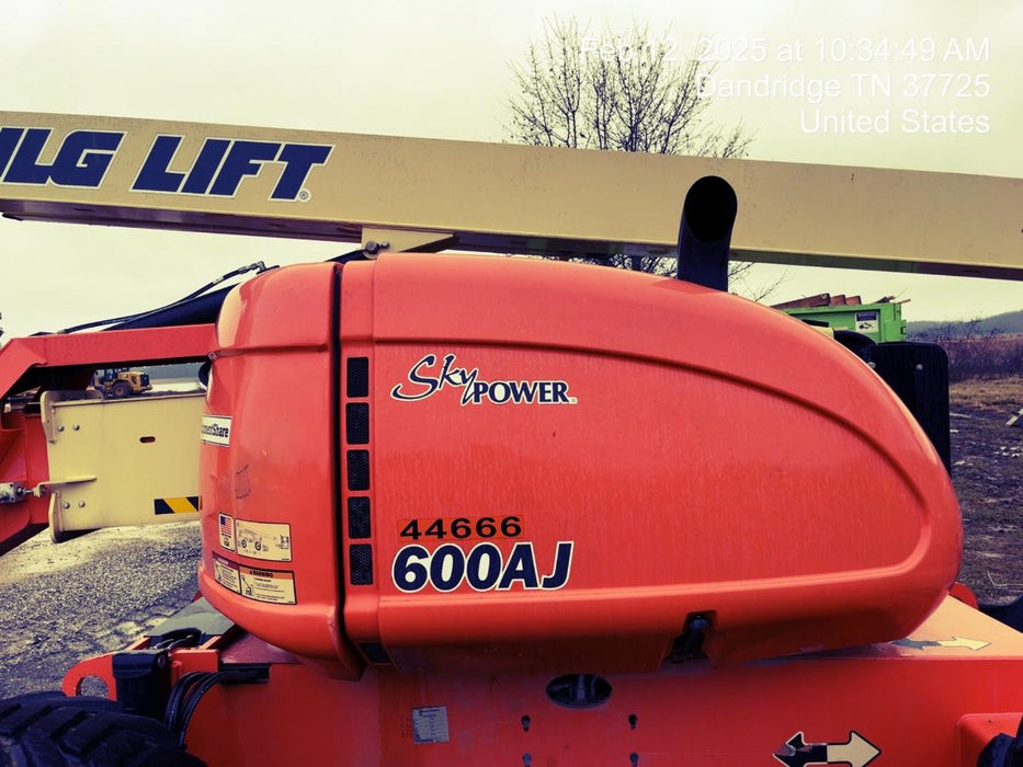 2019 JLG 600AJ