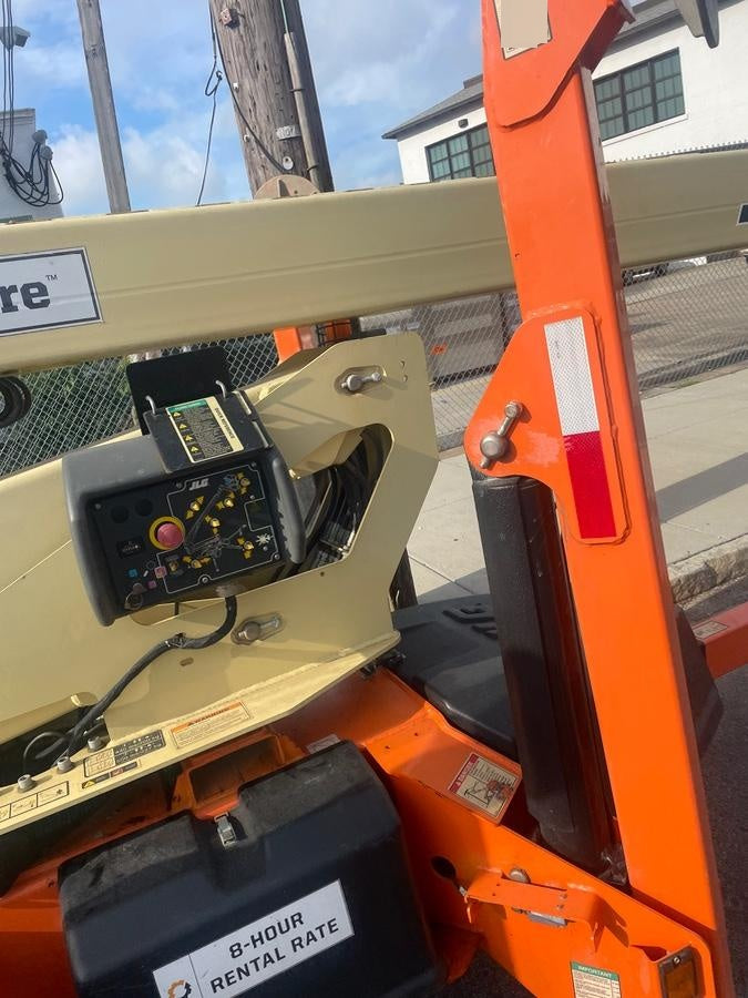 2022 JLG T500J