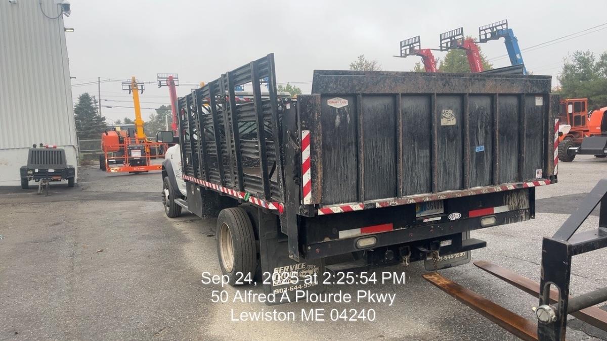 2019 CHEVROLET C5500 Stake Bed - Rental