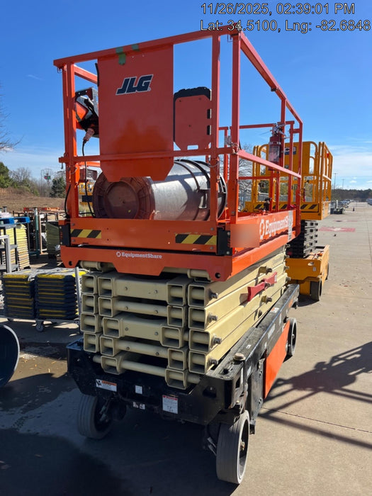 2022 JLG R4045