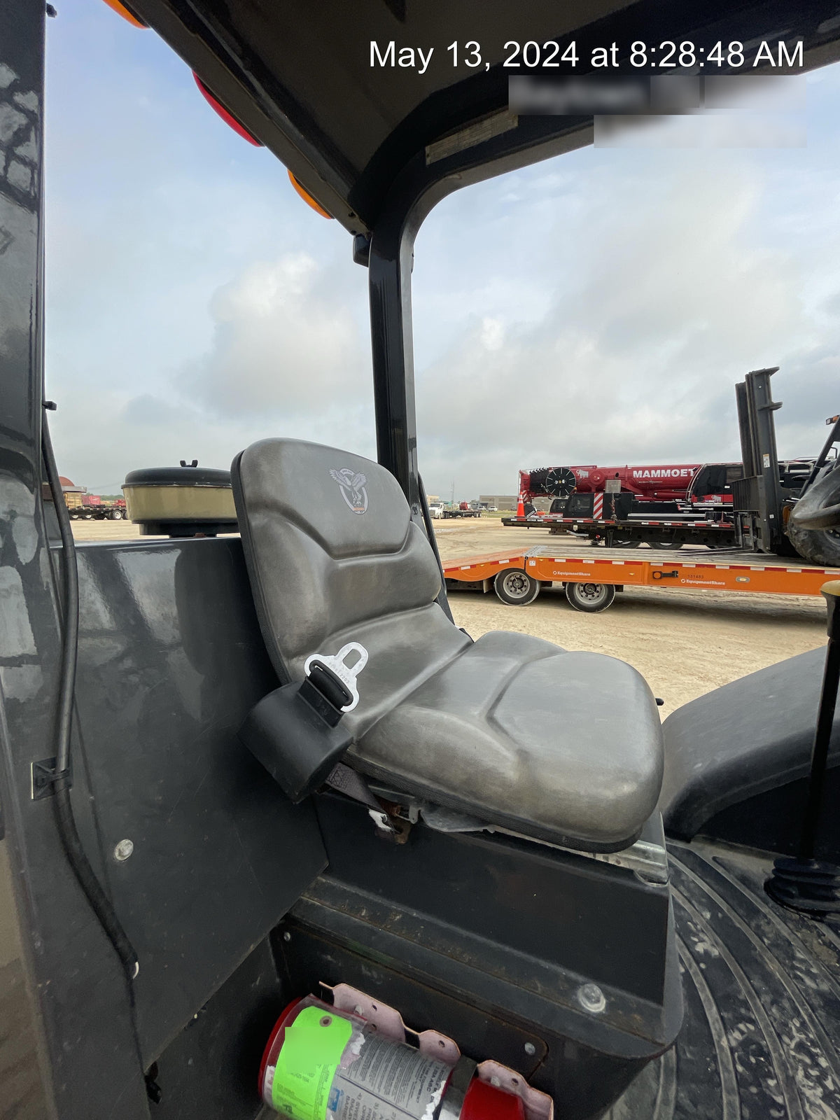 2021 CASE 588H