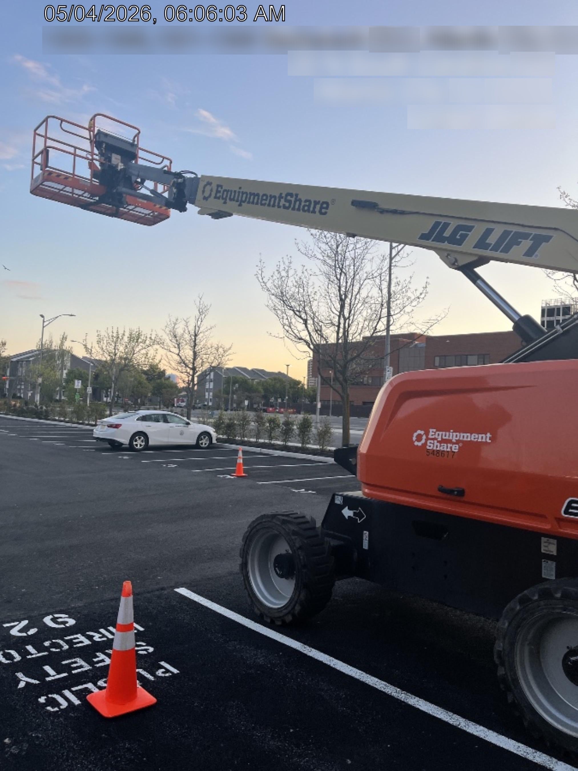 2025 JLG 660SJ