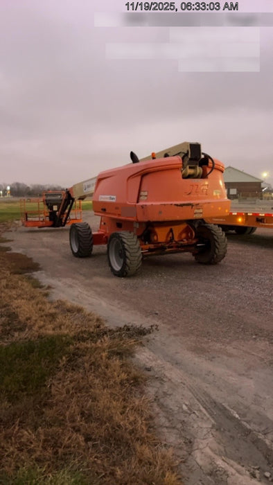 2019 JLG 660SJ