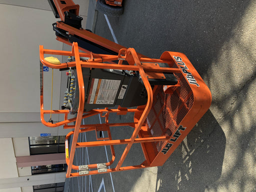 2020 JLG E300AJP