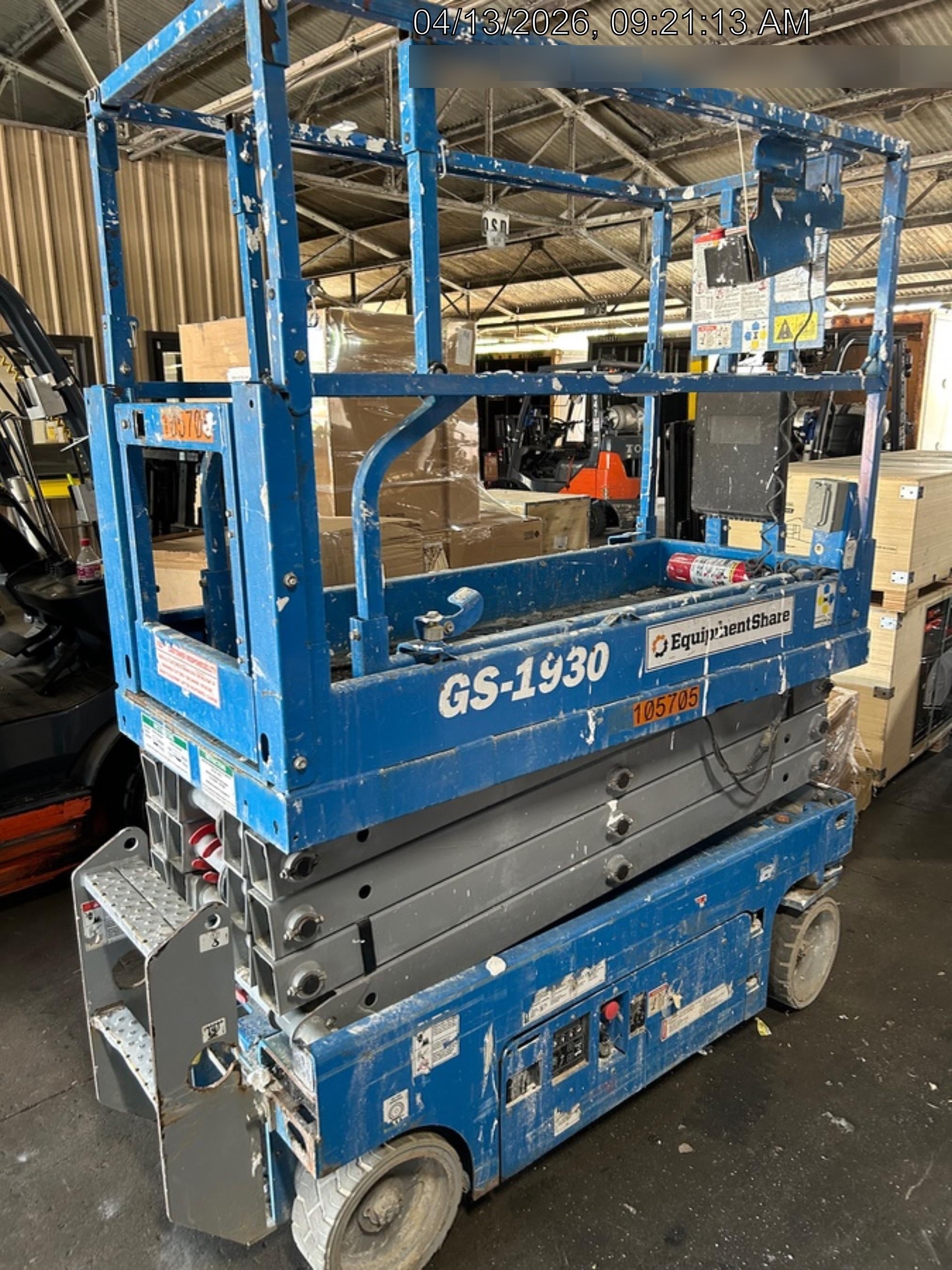2020 Genie GS-1930 Solid Non Marking Tires, Beacon, Folding rails with half height swing gate