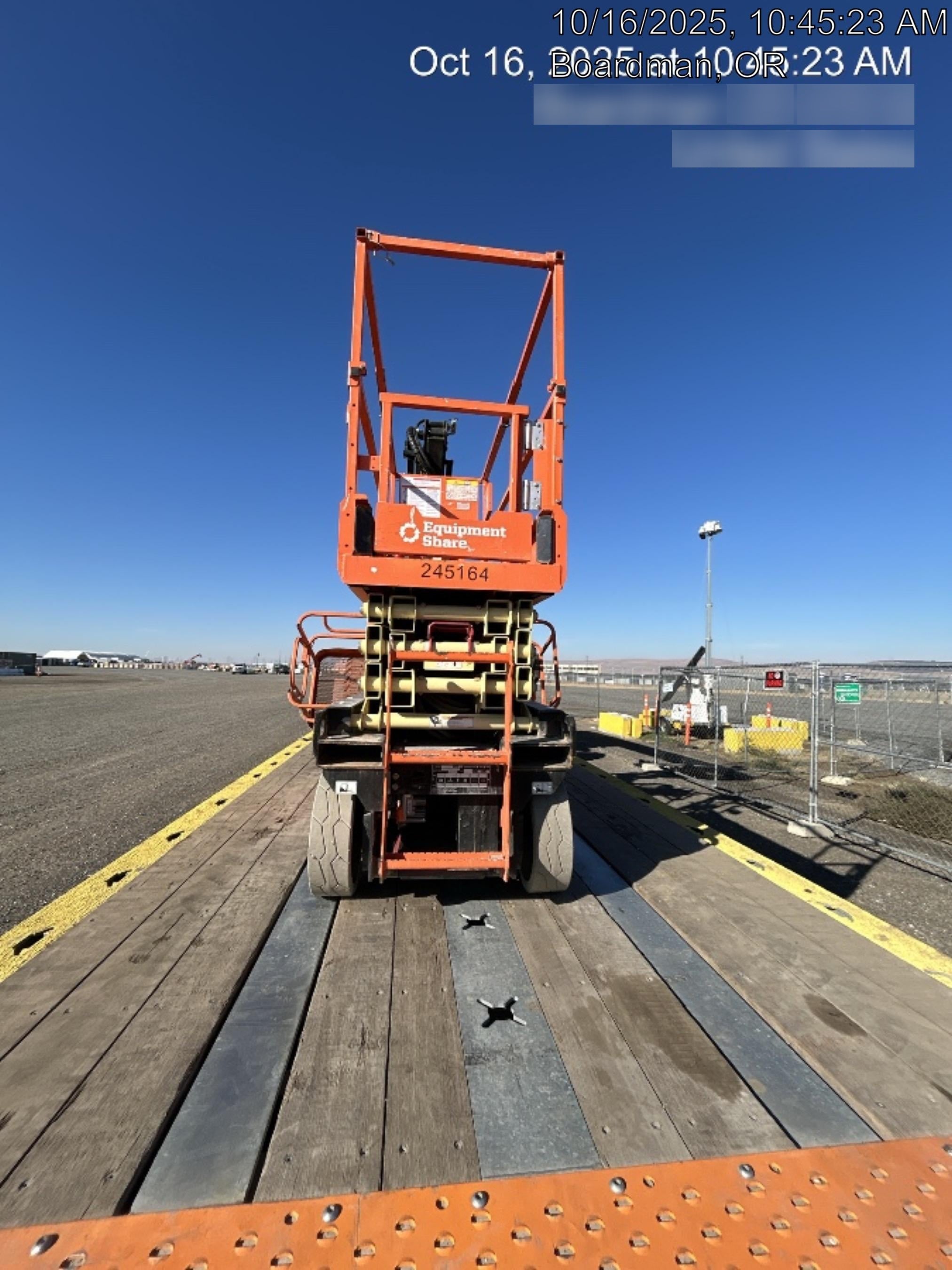 2022 JLG ES2632