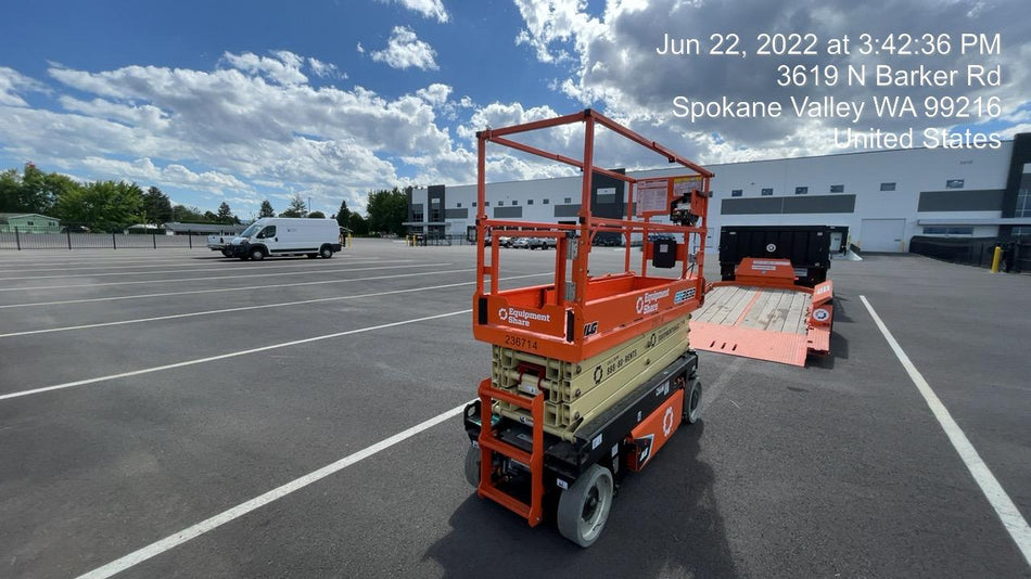 2022 JLG ES2632