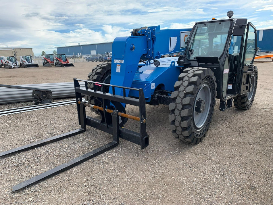 2022 GENIE GTH-636