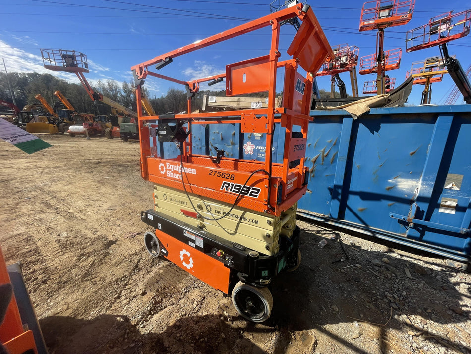 2022 JLG R1932