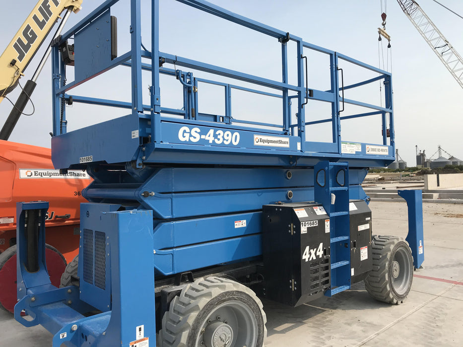 2020 GENIE GS-4390 RT