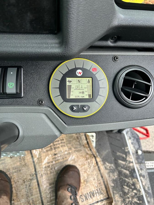 2025 WACKER NEUSON DW311 Cab Turf Tires