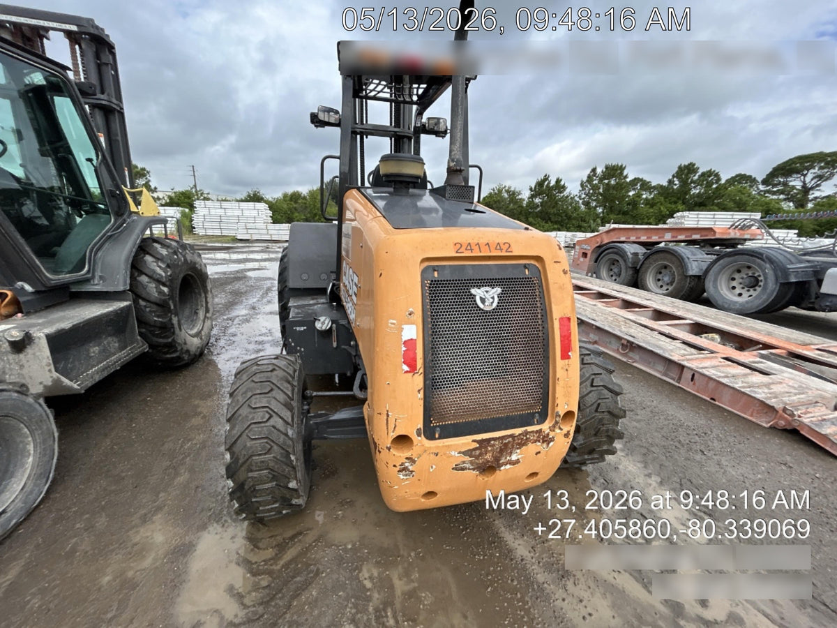 2022 CASE 586H