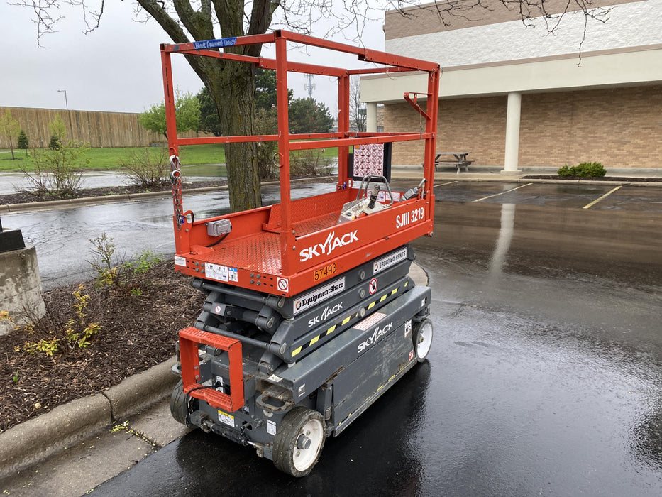 2017 Skyjack SJIII-3219 Standard Rental Specs