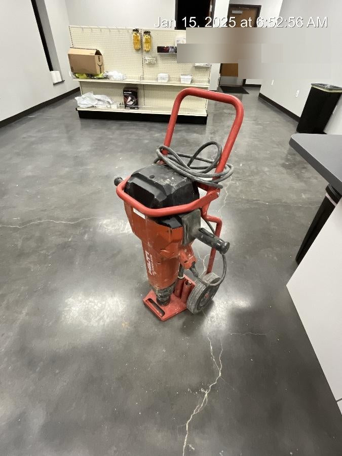 2023 HILTI TE 3000-AVR