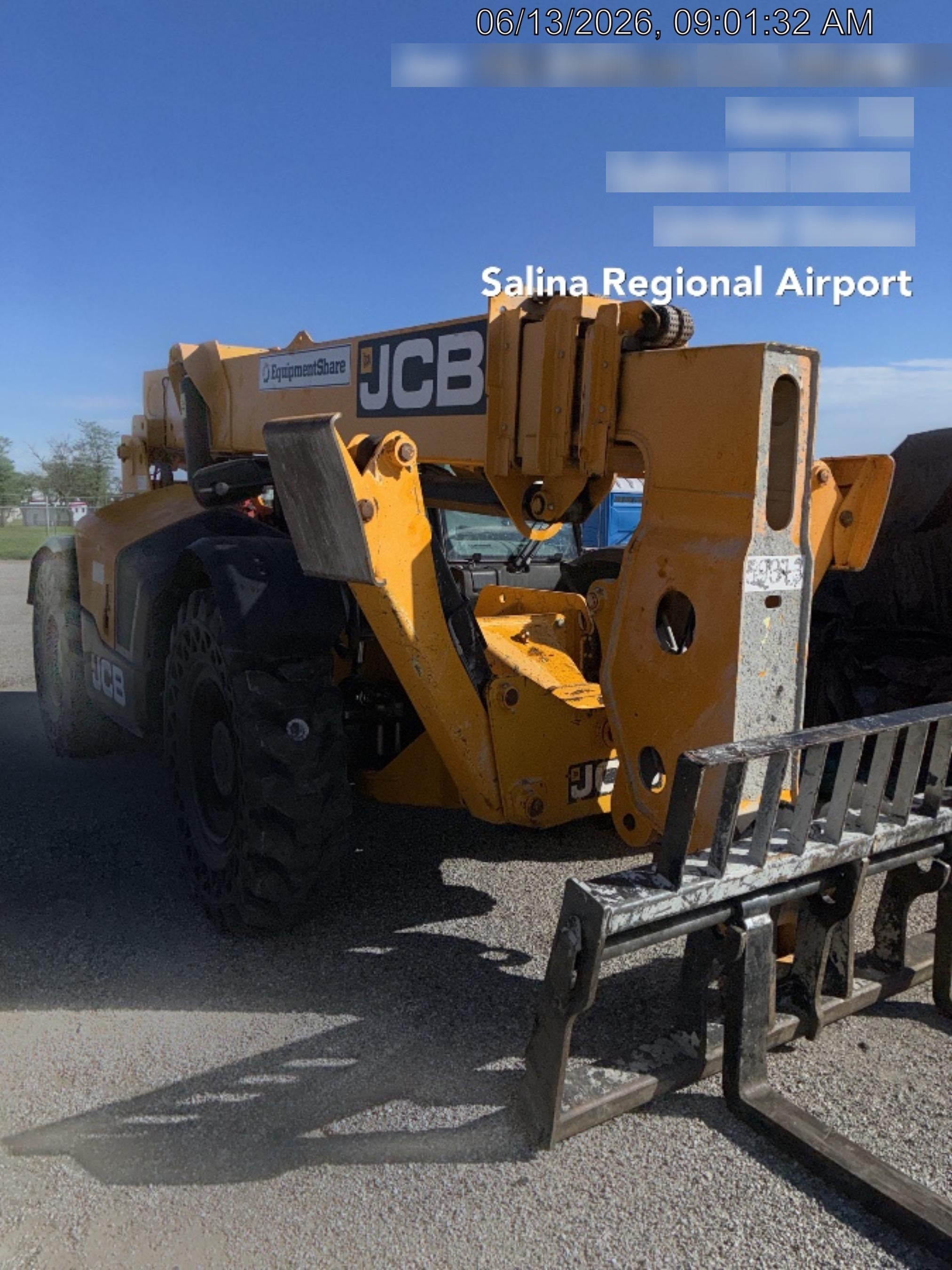 2020 JCB 510-56 Cab/Heat/Air, 74 HP, Solid Tires, STD Worklight, Beacon, Aux Hydraulics, Lifting Eye, Back up Alarm w/66" Carriage/60" Forks