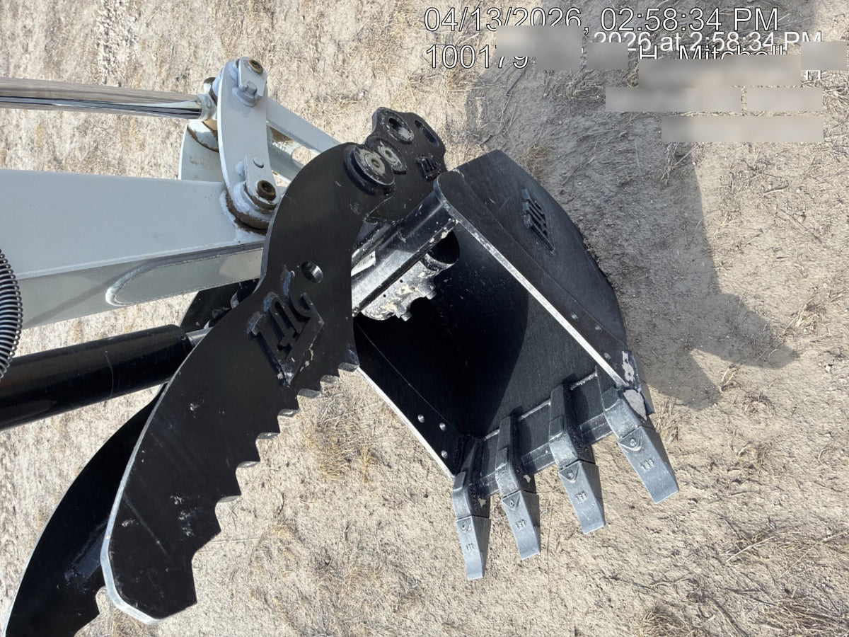2025 TAKEUCHI 18" HD Bucket - Takeuchi
