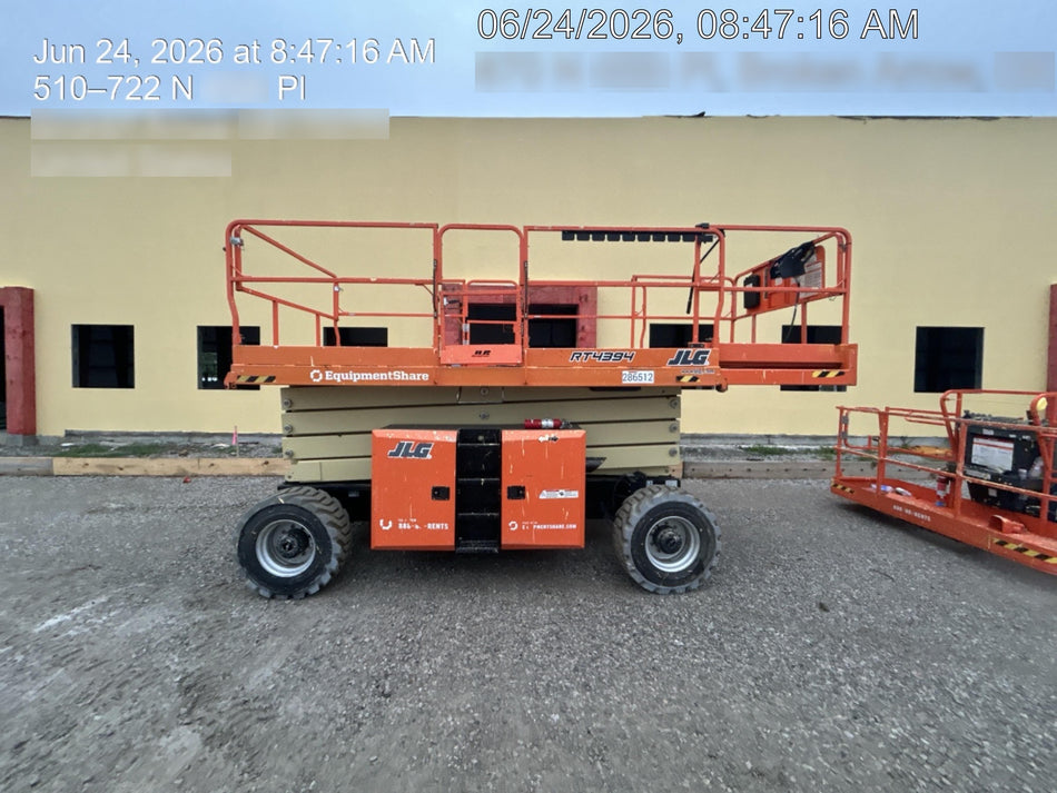 2022 JLG RT4394