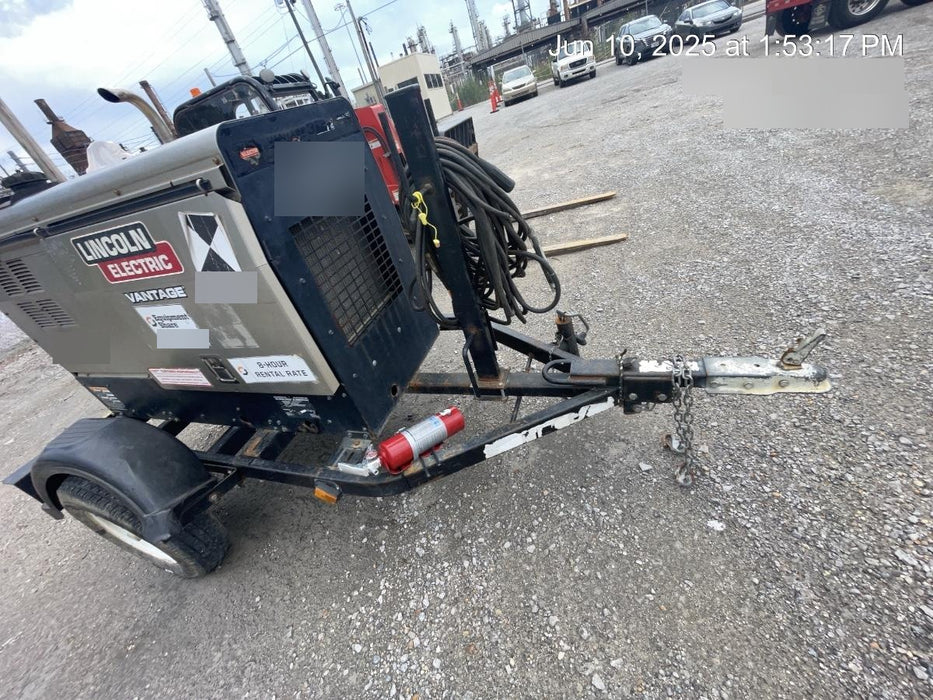 2019 Lincoln Electric Vantage 322 Lincoln Vantage 322 Welder w/Trailer, Light Kit, Cable Rack