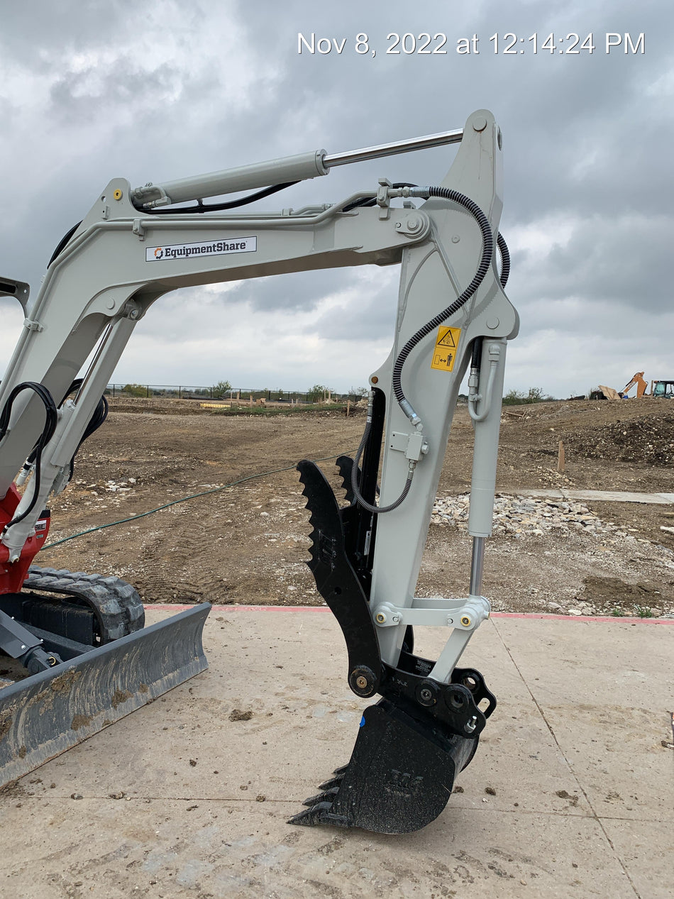 2022 TAKEUCHI TB250-2R
