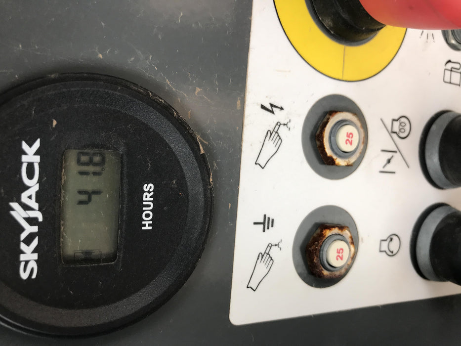 2018 SKYJACK SJ6826 RT