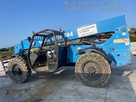 2017 Genie GTH-844 Solid Tires, Open Cab