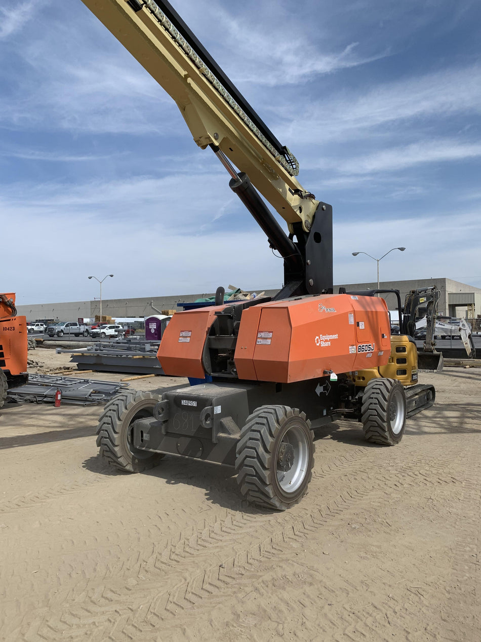 2023 JLG 860SJ