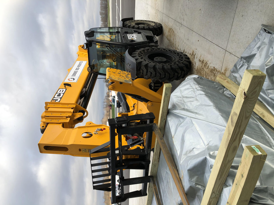 2021 JCB 510-56