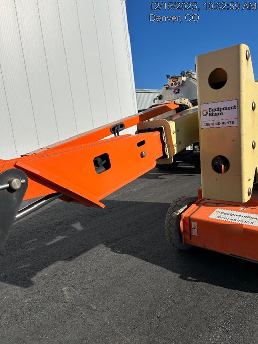 2019 JLG E400AJPN
