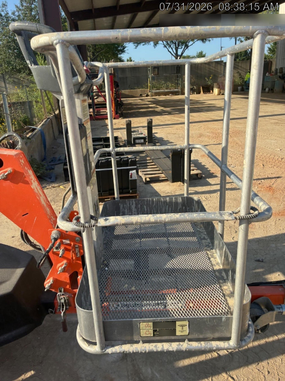 2022 JLG T350