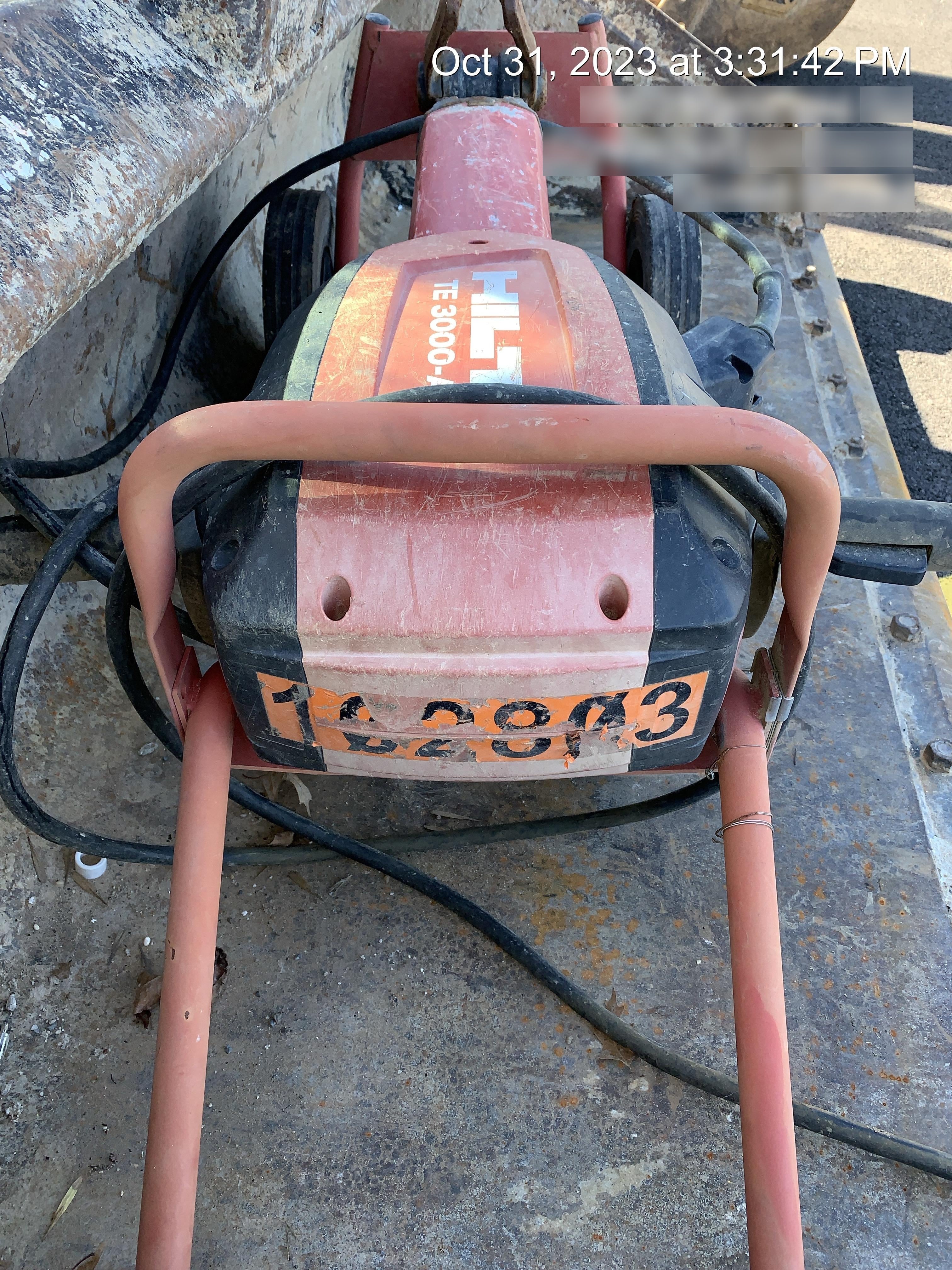 2020 HILTI TE 3000-AVR