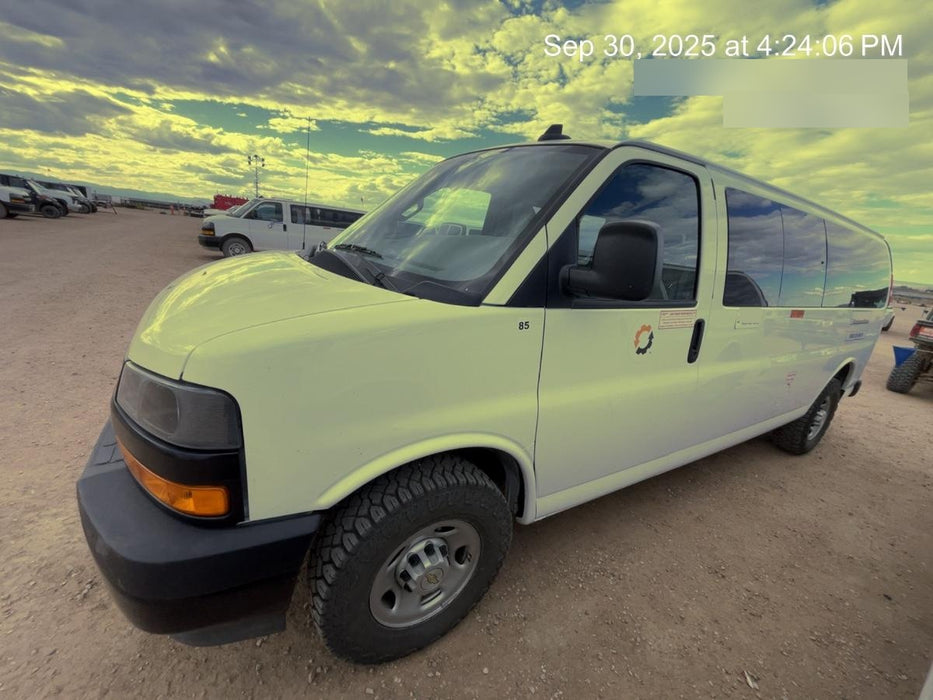 2023 CHEVROLET Express Van - Rental