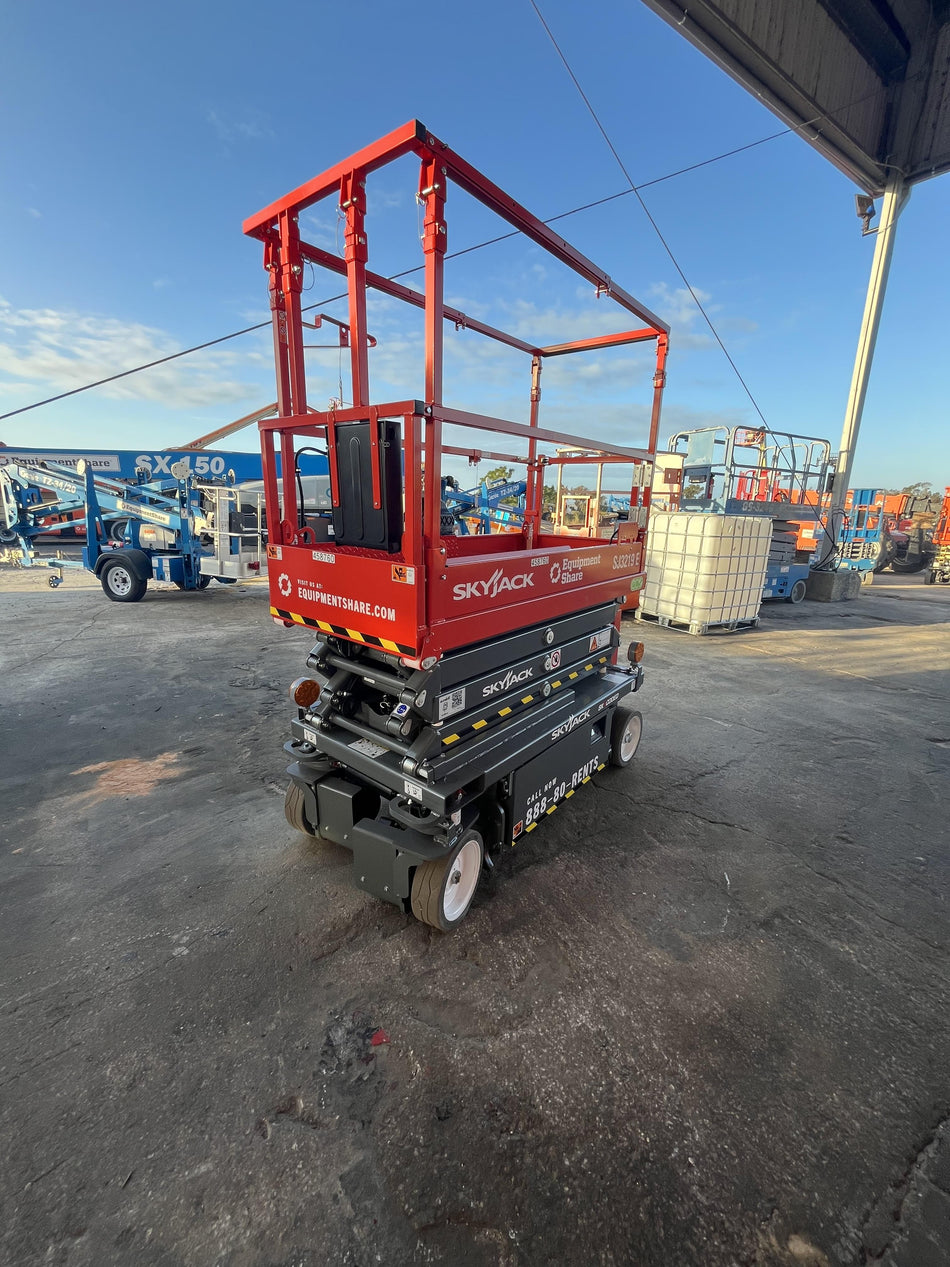 2024 Skyjack SJ3219 Electric Drive, Sld NM Tires, DBcns, RFRails, Power to Platform, T3 + Access Control