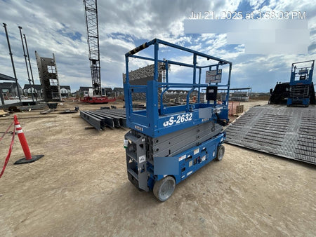 2023 GENIE GS-2632
