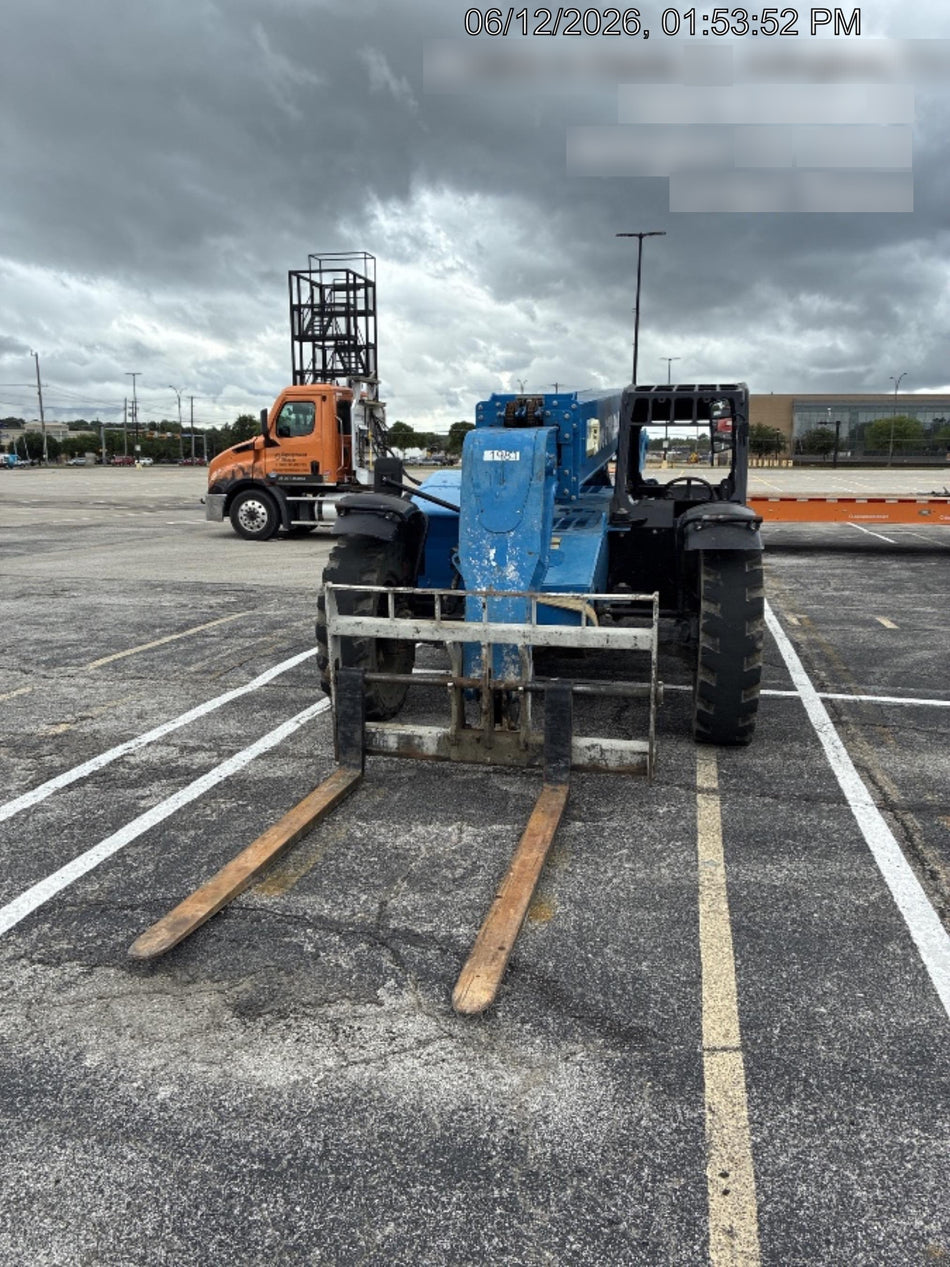 2016 GENIE GTH-844