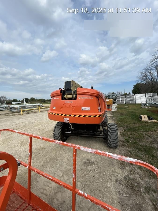 2025 JLG 660SJ
