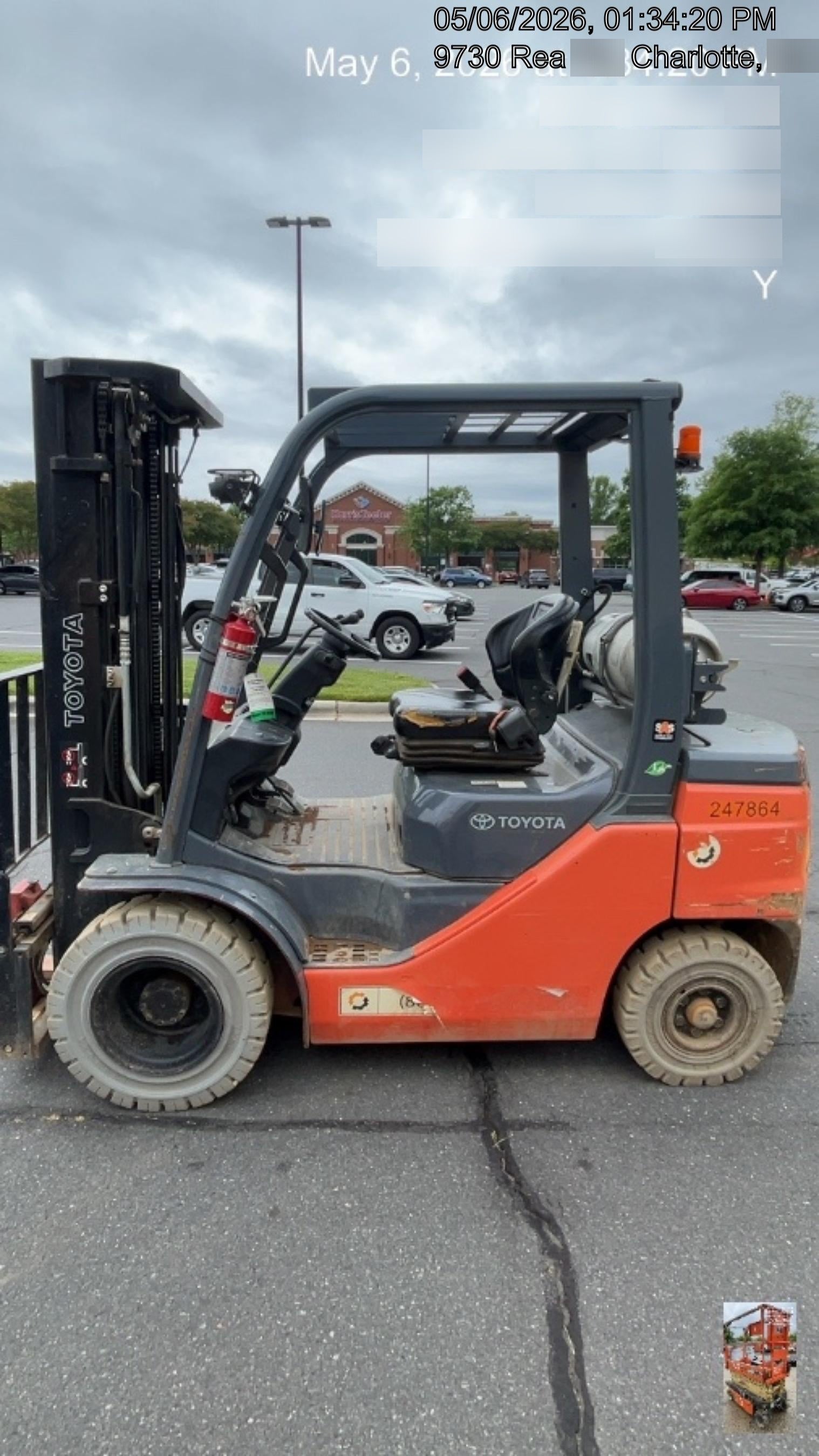 2022 TOYOTA 50-8FGU25