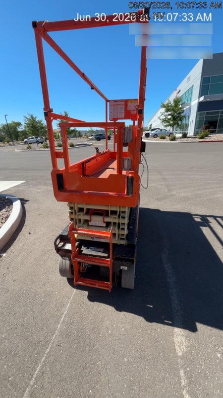 2022 JLG ES2632