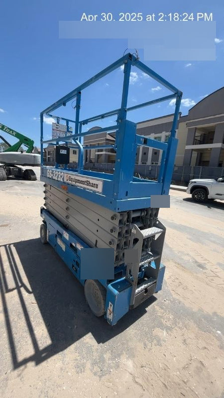 2022 GENIE GS-3232