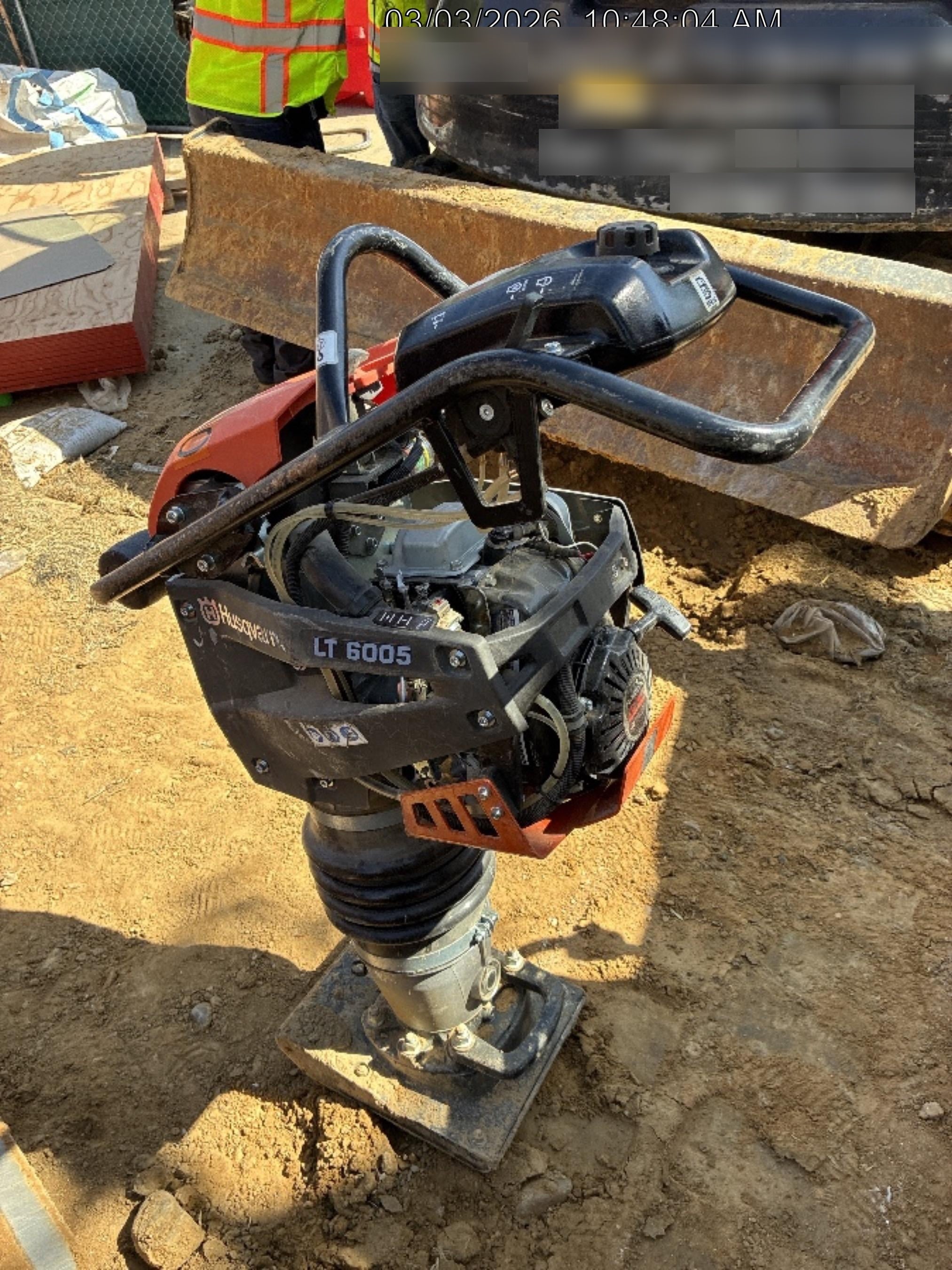 2025 HUSQVARNA LT6005