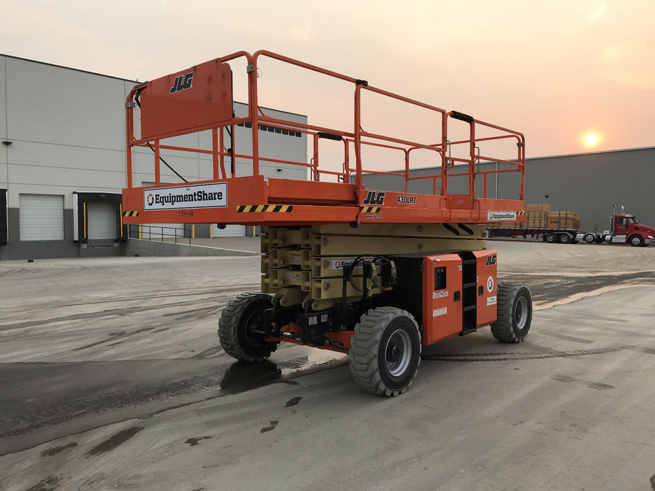 2021 JLG 430LRT