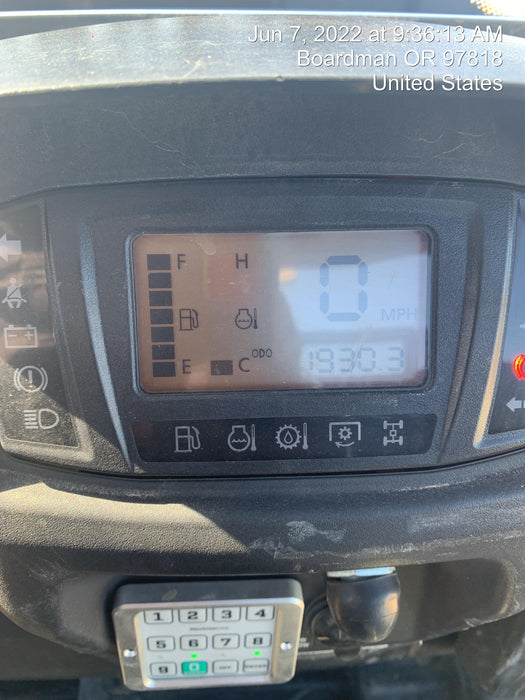 Kubota RTV-X1140W-H 4WD utility cart -LED strobe -Windshield tempered glass -Plastic canopy -Wire harness kit -Backup alarm