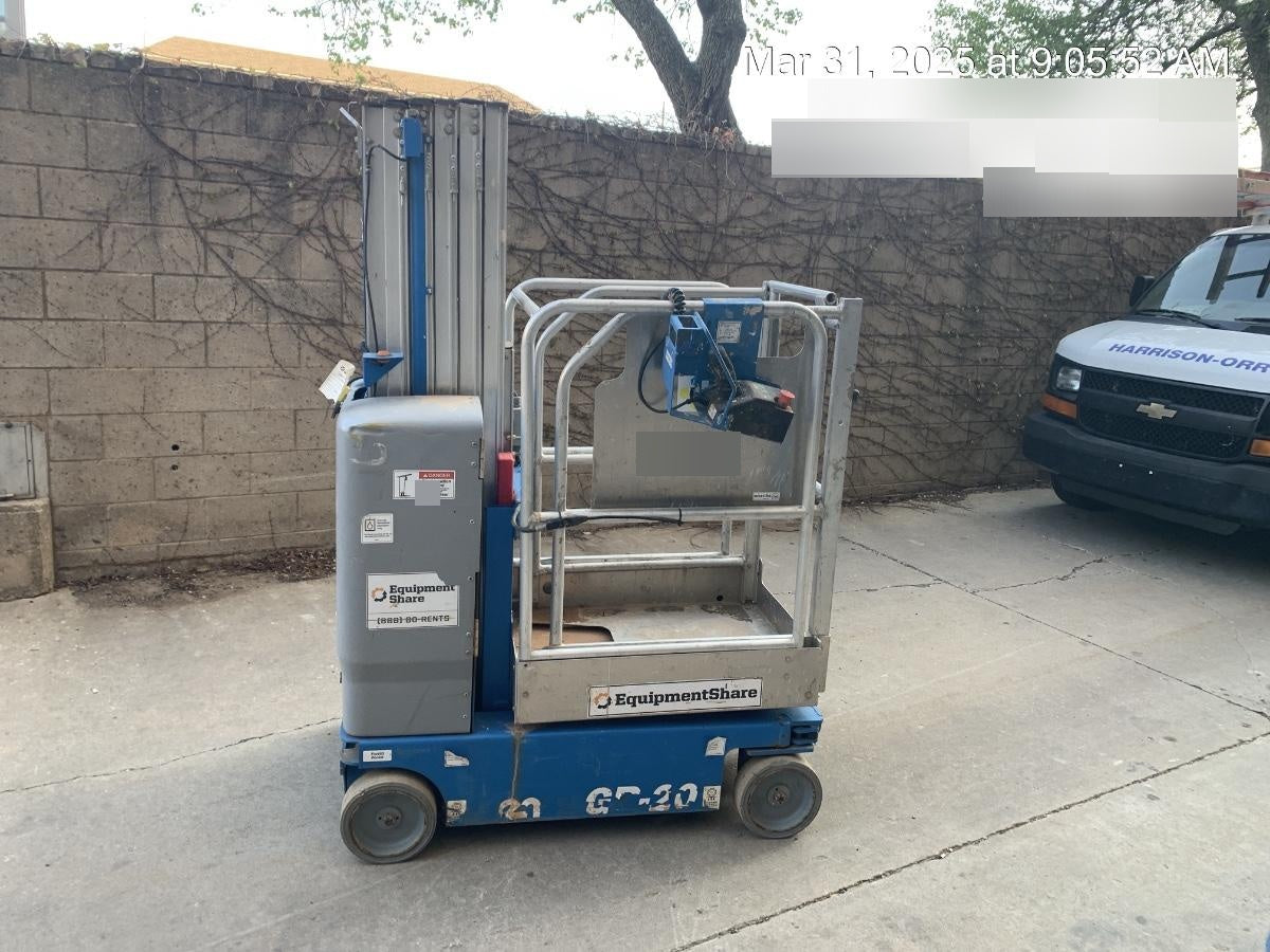 2019 GENIE GR-20