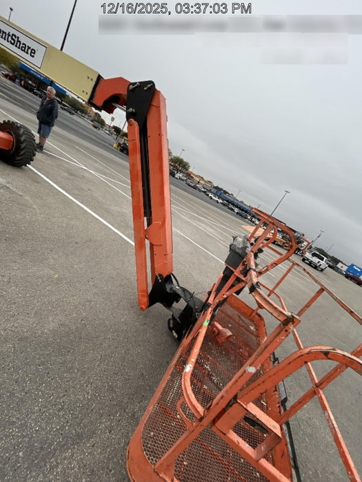 2019 JLG 460SJ