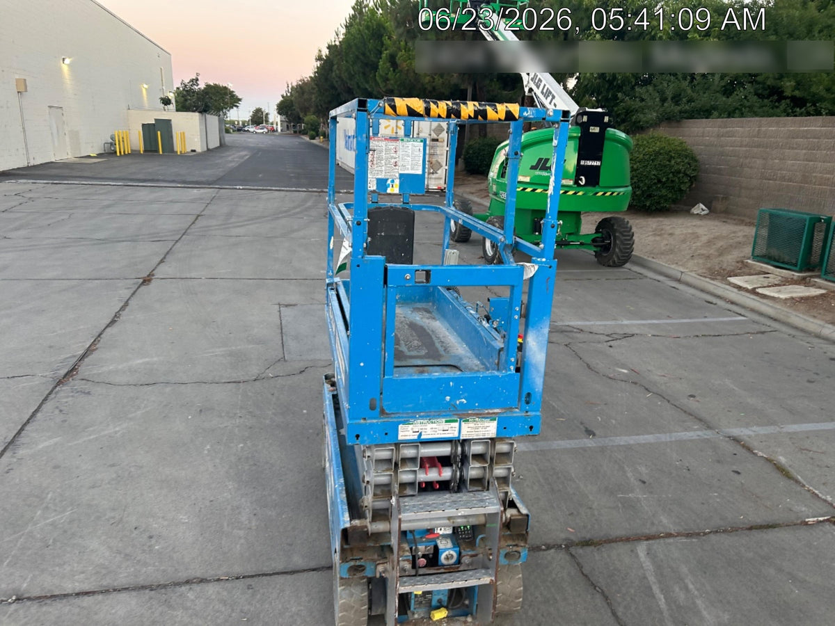 2020 Genie GS-1930 Solid Non Marking Tires, Beacon, Folding rails with half height swing gate, 800W Inverter
