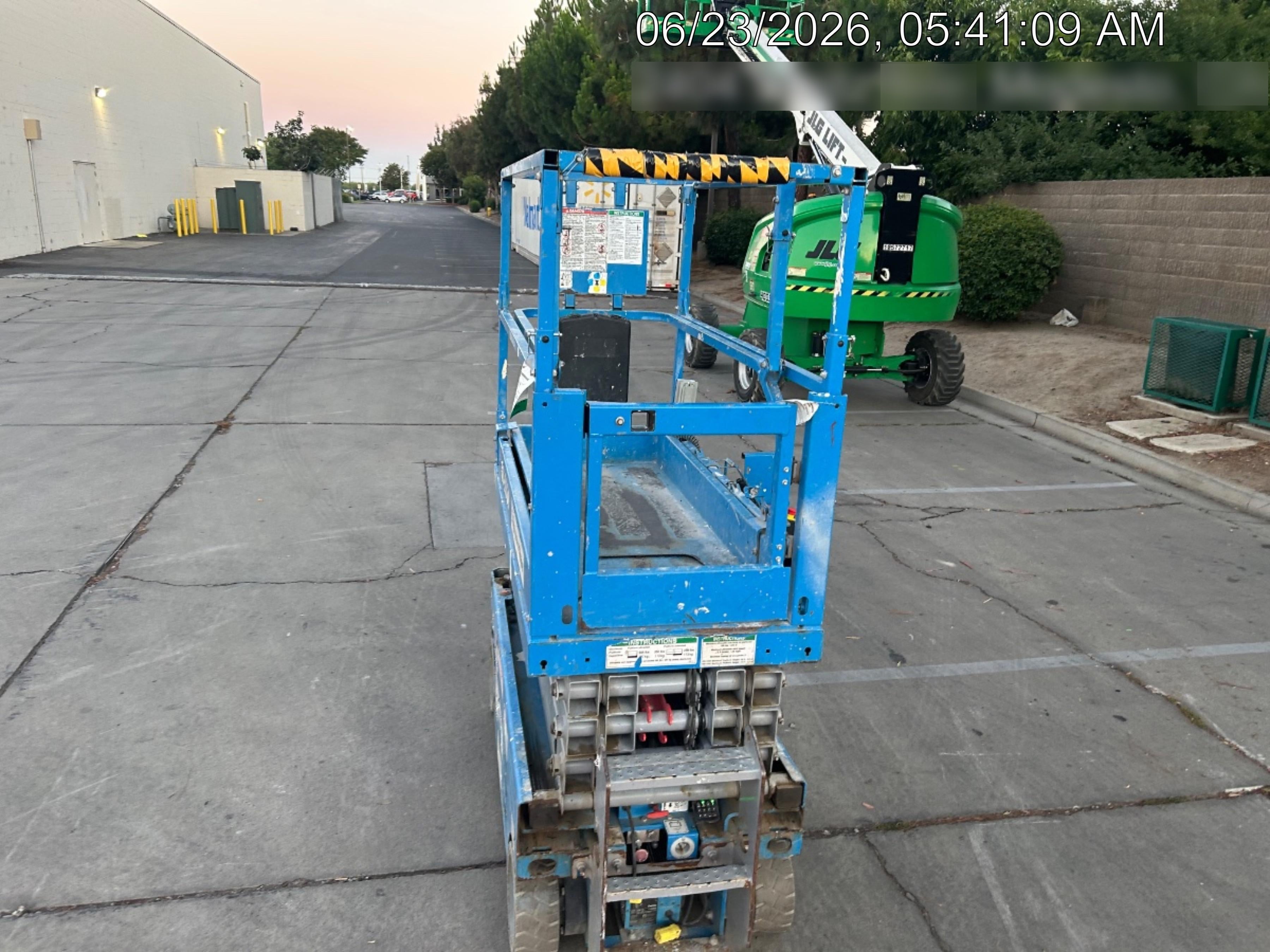 2020 Genie GS-1930 Solid Non Marking Tires, Beacon, Folding rails with half height swing gate, 800W Inverter